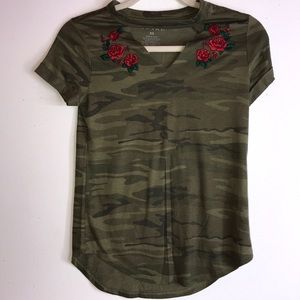 Camo floral top